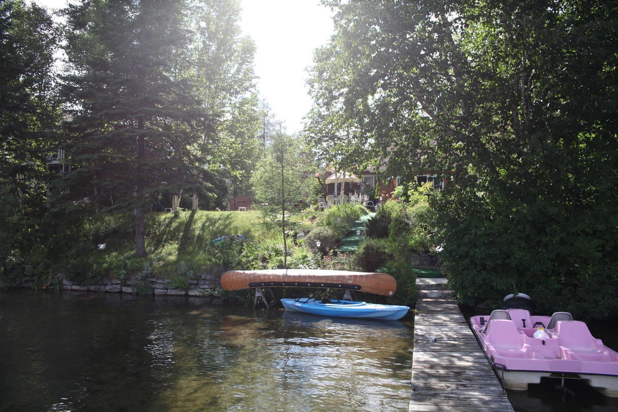 Gite Du Lac Docteur Bed and Breakfast Saint-Honoré Exterior foto